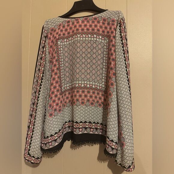 DINA BE Women Medium Boho Indie Multi color Patterned Blouse black crochet - Picture 2 of 10